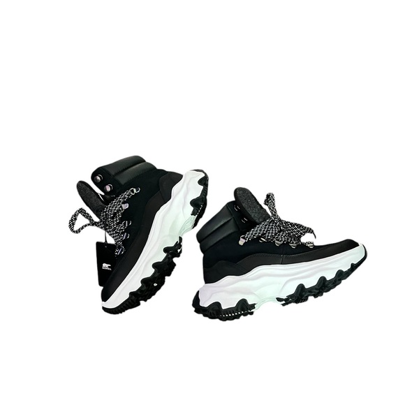 NWT SOREL Kinetic Breakthrough Conquest Waterproof Black White Sneakers Booties - Picture 15 of 16